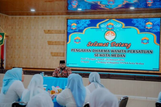 Dharma Wanita Persatuan (DWP) Kota Medan menggelar pengajian di Gedung Serbaguna TP PKK Kota Medan Jalan Rotan, Jumat (26/1)